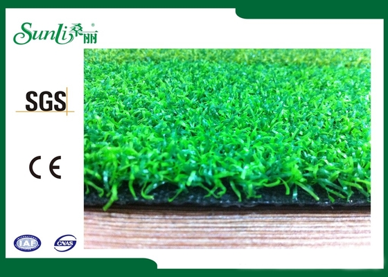 Hierba del fútbol verde doble/alfombra artificiales Maintence bajo de la hierba de la falsificación